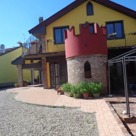 Le Tre Corone Hostel *