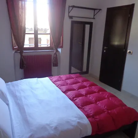 Le Tre Corone Hostel Calendasco
