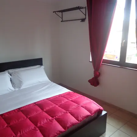 Le Tre Corone Hostel Calendasco